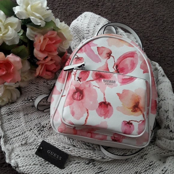 💐 Guess Beautiful Mini Backpack 💐 - Picture 2 of 7